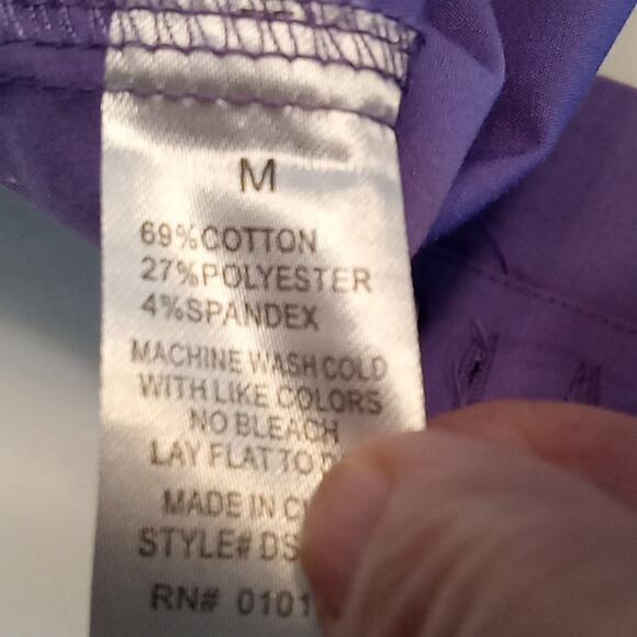 Gracie Women's Purple Collared Button down Medium blouse. Career,Office. - Picture 8 of 8